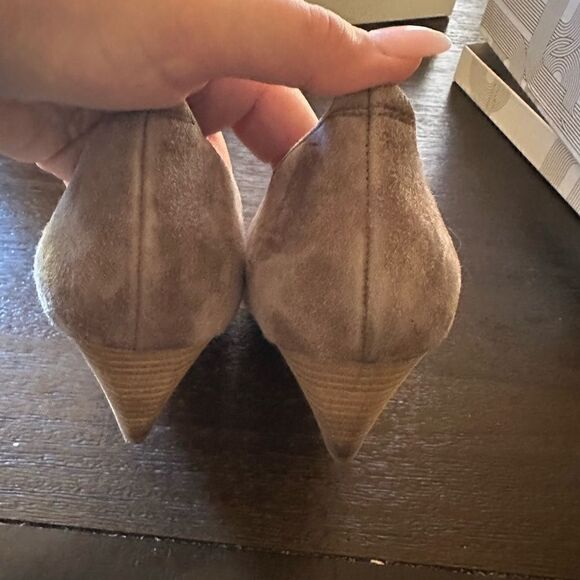 Belle by Sigerson Morrison Taupe color Print Wedge Heels Size 7 BM Waverly - Picture 6 of 9
